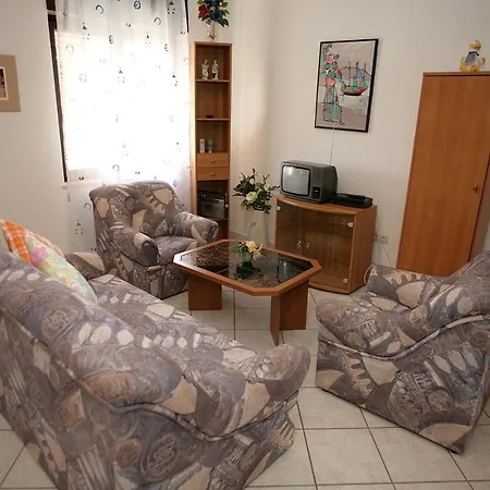House Peri *