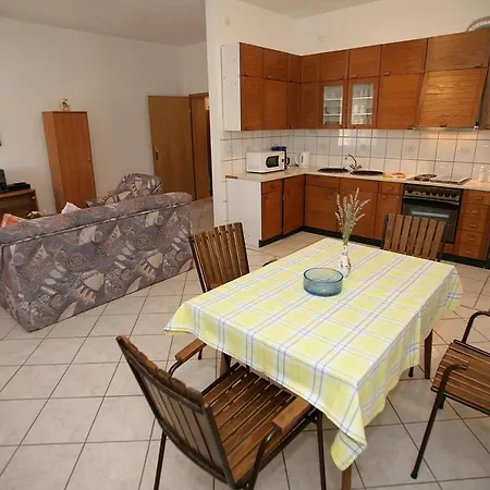Apartment House Peri Trogir
