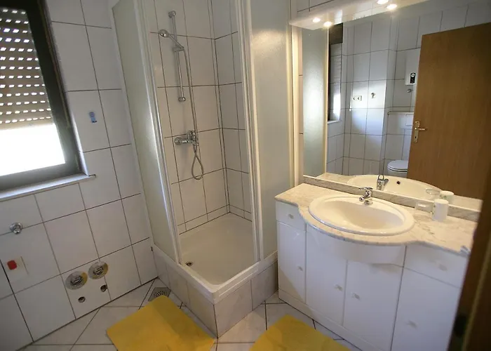 Apartment House Peri